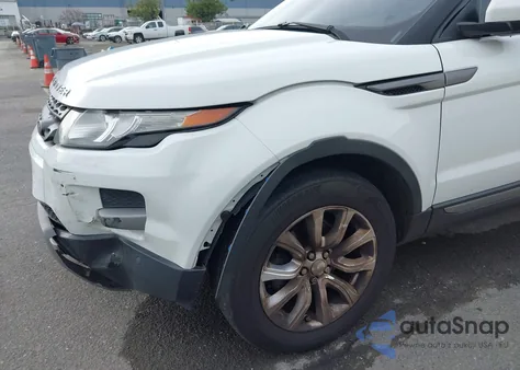 2015 Land Rover Range Rover Evoque Pure z USA, uszkodzony, nr VIN SALVN2BGXFH043521